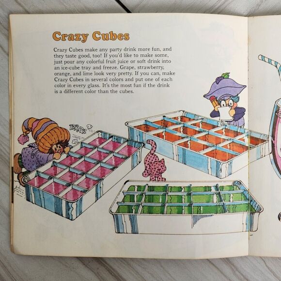 Strawberry Shortcake's Cooking Fun Vintage Book by Michael J. Smollin 1980 - Picture 10 of 15
